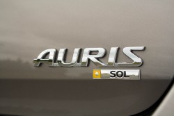 2015 Toyota Auris. Image by Toyota.