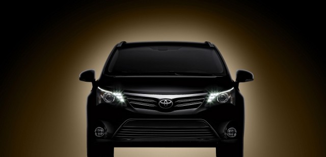 Fresh face for Toyota Avensis. Image by Toyota.