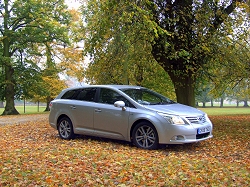 2009 Toyota Avensis Tourer. Image by Dave Jenkins.