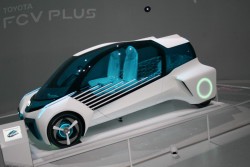 2015 Toyota FCV Plus concept. Image by Newspress.