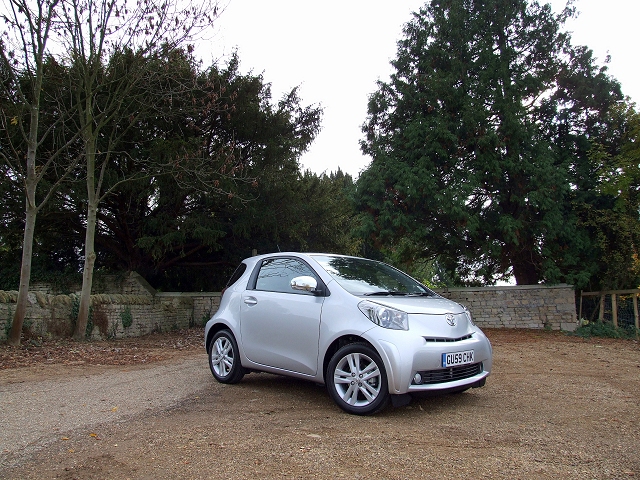 Week at the Wheel: Toyota iQ 1.33. Image by Dave Jenkins.