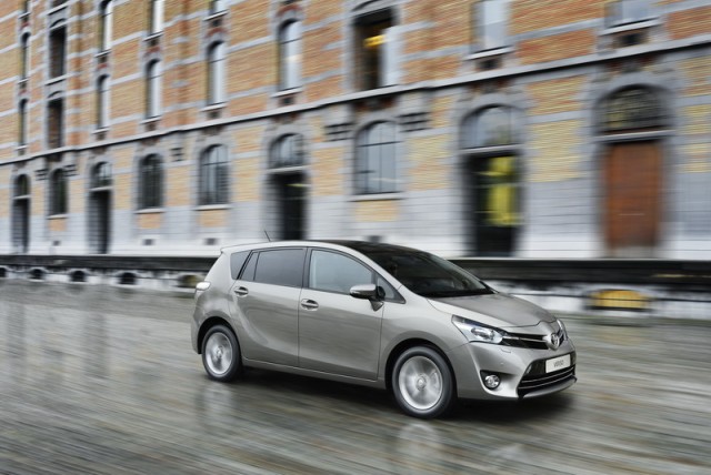 First drive: Toyota Verso 1.6 D-4D. Image by Toyota.