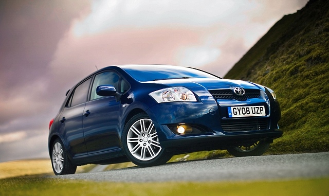 Auris at the double. Image by Toyota.