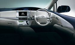 2005 Toyota Estima Hybrid concept. Image by Toyota.