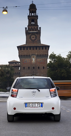 2009 Toyota iQ. Image by Toyota.