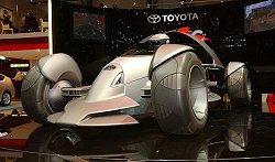 2004 Toyota Motor Triathlon Race Car concept. Image by www.salon-auto.ch.
