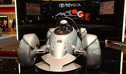 2004 Toyota Motor Triathlon Race Car concept. Image by www.salon-auto.ch.