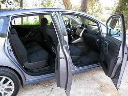 2009 Toyota Verso. Image by Mark Nichol.