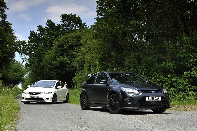 Car Clash: Ford Focus RS500 vs. Honda Civic Type R Mugen. Image by Max Earey.