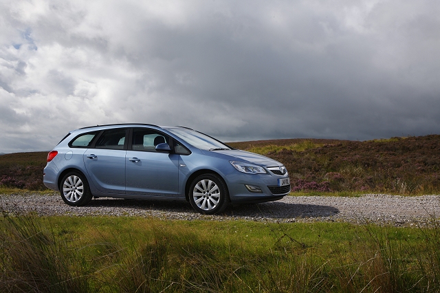 First Drive: Vauxhall Astra Sports Tourer. Image by Vauxhall.