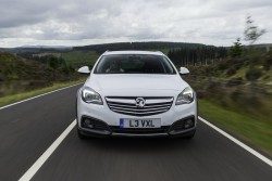 2013 Vauxhall Insignia Country Tourer. Image by Vauxhall.