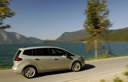 2012 Vauxhall Zafira Tourer. Image by Vauxhall.