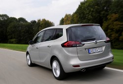 2012 Vauxhall Zafira Tourer. Image by Vauxhall.