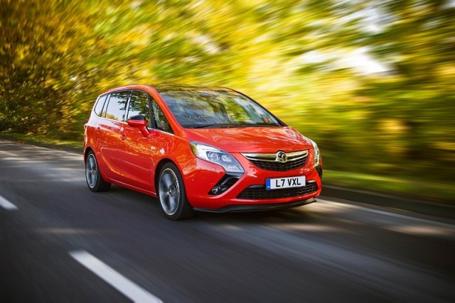 Zafira gets BiTurbo diesel engine. Image by Vauxhall.