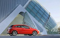 2005 Vauxhall Astra Sport Hatch. Image by Vauxhall. Click here for a larger image. 2005 Vauxhall Astra Sport Hatch. Image by Vauxhall.