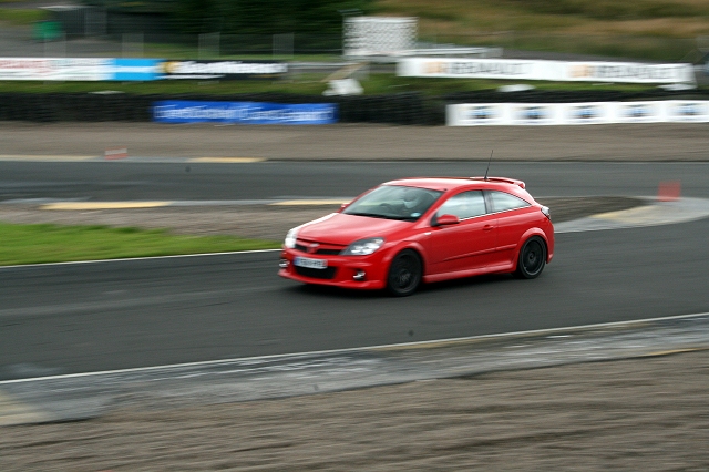 Track testing the Astra VXR888. Image by Alisdair Suttie.