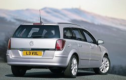 2004 Vauxhall Astra Estate. Image by Vauxhall.