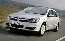 2004 Vauxhall Astra Sport Hatch with Panorama windscreen. Image by Vauxhall.