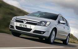 2004 Vauxhall Astra Sport Hatch with Panorama windscreen. Image by Vauxhall.