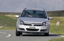 2004 Vauxhall Astra Sport Hatch with Panorama windscreen. Image by Vauxhall.