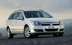 2004 Vauxhall Astra Sport Hatch with Panorama windscreen. Image by Vauxhall.