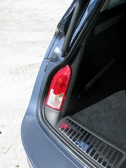 2009 Vauxhall Insignia Sports Tourer. Image by Mark Nichol.