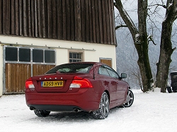 2010 Volvo C70. Image by Mark Nichol.