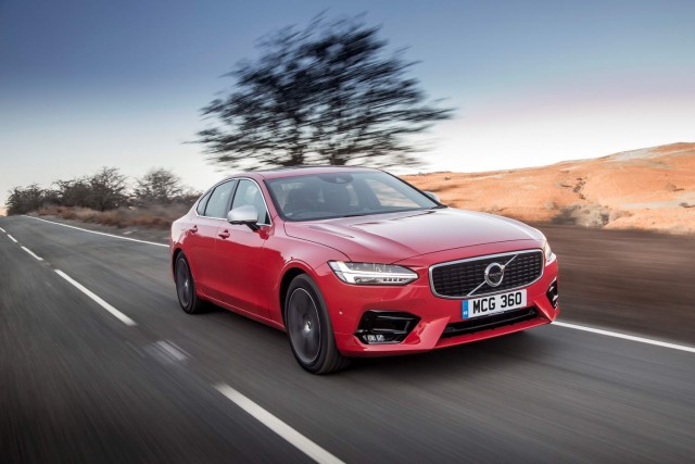 Volvo adds 250hp T5 engine to range. Image by Volvo.