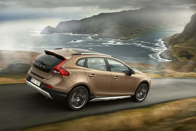 Volvo V40 gets jacked up. Image by Volvo.