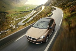 2013 Volvo V40 Cross Country. Image by Volvo.