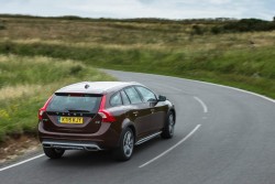 2015 Volvo V60 Cross Country. Image by Volvo.