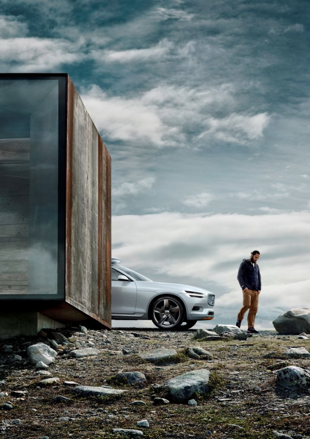 Volvo previews new Evoque rival. Image by Volvo.