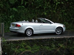 2006 Volvo C70. Image by Vince Bodiford.
