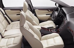 2005 Volvo V70. Image by Volvo.