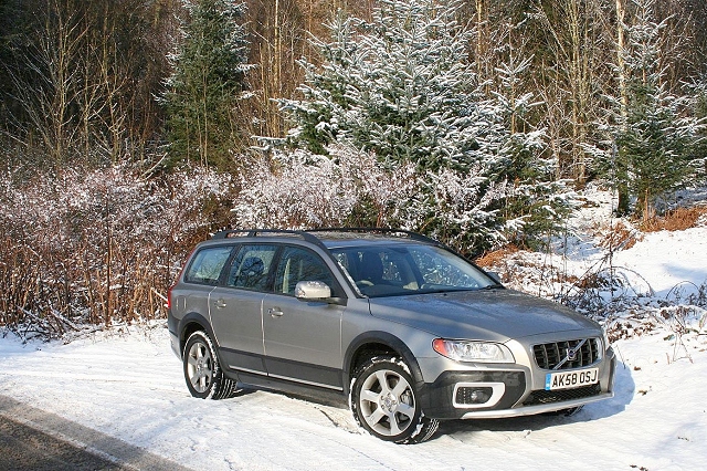 XC70: a V70 with bigger wellies. Image by Alisdair Suttie.