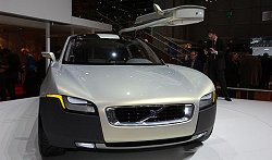 2004 Volvo Your Car Concept. Image by www.salon-auto.ch.