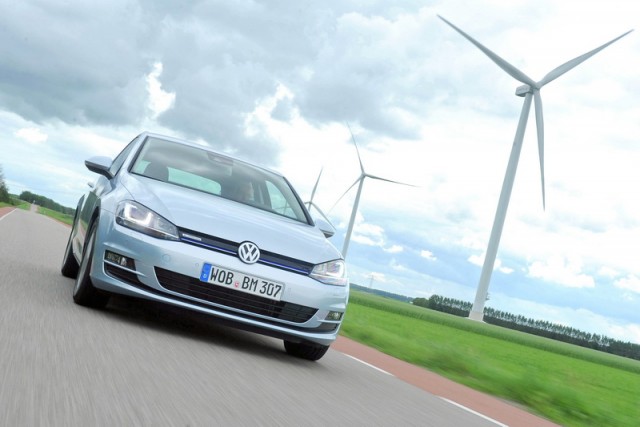 First drive: Volkswagen Golf BlueMotion. Image by United Pictures.