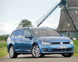 2013 Volkswagen Golf Estate. Image by United Pictures.