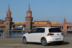 2014 Volkswagen Golf GTE. Image by Volkswagen.