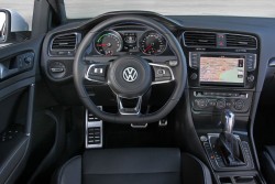 2014 Volkswagen Golf GTE. Image by Volkswagen.