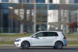 2014 Volkswagen Golf GTE. Image by Volkswagen.