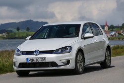 2014 Volkswagen Golf GTE. Image by Volkswagen.