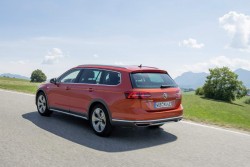 2015 Volkswagen Passat Alltrack. Image by Volkswagen.