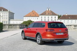 2015 Volkswagen Passat Alltrack. Image by Volkswagen.