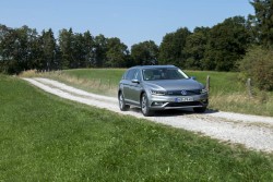 2015 Volkswagen Passat Alltrack. Image by Volkswagen.