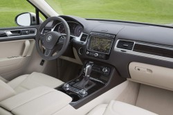 2015 Volkswagen Touareg. Image by Volkswagen.