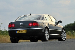 2010 VW Phaeton. Image by Max Earey.