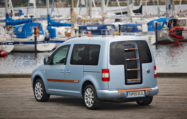 VW introduces tanning deck concept. Image by VW.