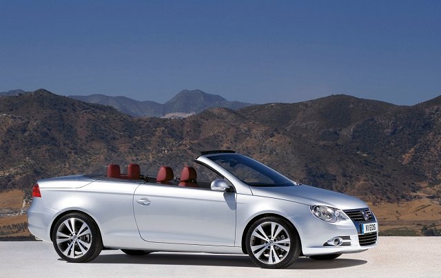 VW Eos goes on sale this summer. Image by VW.