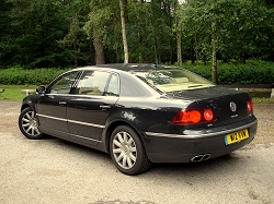 2009 VW Phaeton. Image by Kyle Fortune.